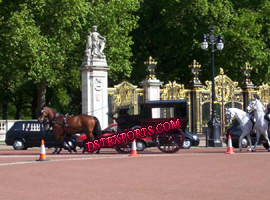 BLACK VICTORIA HORSE DRAWN CARRIAGE