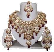 BOLLYWOOD BEAUTIFUL NECKLACE SET WITH EARRINGS