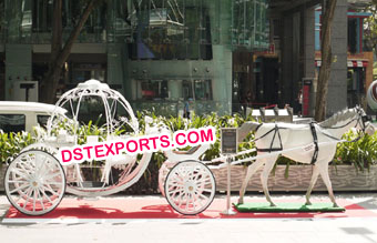 English Bride Groom Cinderella Carriages