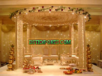 INDIAN WEDDING GOLDEN WOODEN MANDAP