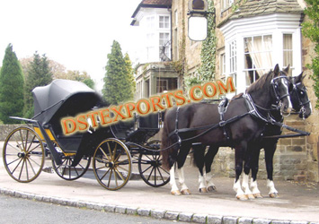 HORSE DRAWN CARRIAGE VICTORIA