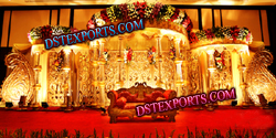 SPARKLING ASIAN WEDDING STAGE