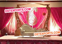 ASIAN WEDDING WOODEN PILLAR STAGE