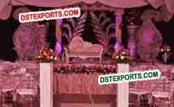 WEDDING STAGE WITH PAISLEYS