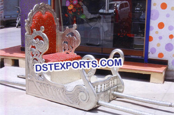 Silver Metal Swan Dolis For Wedding