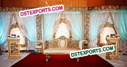 MUSLIM WEDDING GLITRING GOLD STAGE