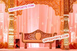 MAHARAJA WEDDING GOLD STAGE