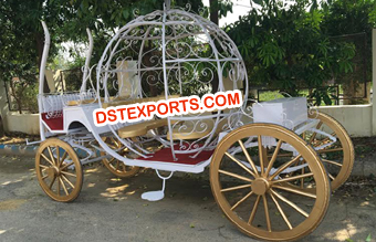 White Cinderella Pumpkin Horse Carriage