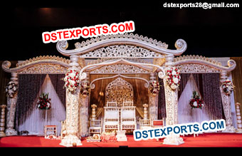 Decorative White Pillar Mandap