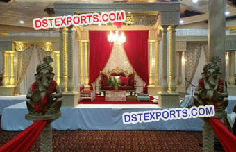 Tripple Pillar Wooden Mandap