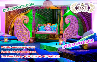 Buy Paisley Decorated Mehndi Stage