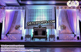 Prominent Palazzo Pillar Reception Stage