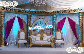 Muslim Wedding Golden Theme Stage Setup�