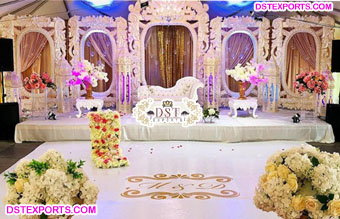 Sweetheart White Theme Wedding Stage Decor�